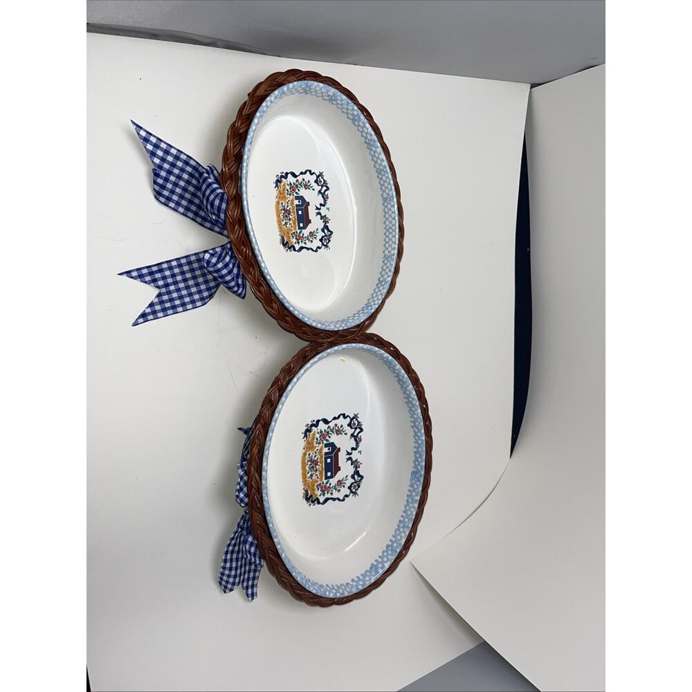 Teamson 1995 Set of 2 Cottage Style Stoneware Baking/Serving Bowls Wicker Basket